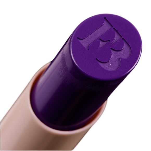 Fenty Beauty by Rihanna Mattemoiselle Plush Matte Lipstick Violet Fury - Picture 4 of 6